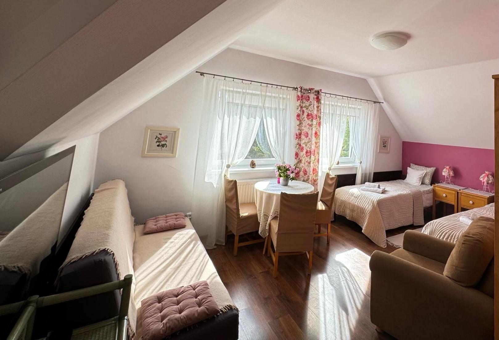 Pokoje Goscinne Przylesie Łobez Extérieur photo